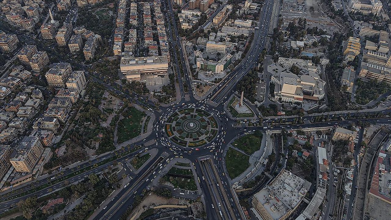 Kanada Suriye'yi 'teröre destek veren devletler' listesinden çıkardı
