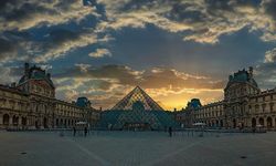 Paris'in ünlü Louvre Müzesi yenilenme sürecine girecek