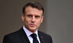 Macron, 2030'a kadar yapay zeka alanında 100 bin araştırmacının eğitilmesini istiyor