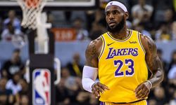 NBA'de Lakers, LeBron James'in "triple-double" performansıyla kazandı