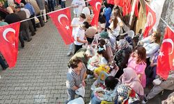 Bilecik'te 6 asırlık "şeker atma" geleneği sürdürülüyor