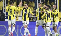 Fenerbahçe, zirveyle arasındaki puan farkını 4'e indirdi