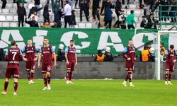 Süper Lig'de 32 puanı bulunan Trabzonspor, deplasmanda 31 puan kaybetti