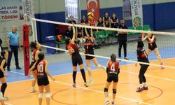 Voleybol: Küçük Kızlar Grup Müsabakası