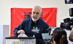 Arnavutluk'taki genel seçimde Başbakan Rama'nın partisi önde gidiyor