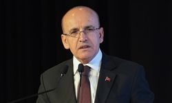 Hazine ve Maliye Bakanı Şimşek, bir gazetede yer alan hakkındaki iddialara yanıt verdi