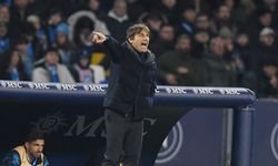 İtalya'da şampiyon Napoli'nin teknik direktörü Conte takımda kalacak