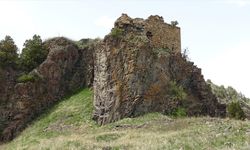 Kars'taki tarihi Kız Kalesi turizme kazandırılmayı bekliyor