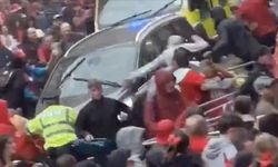 Liverpool'da araçla kalabalığa dalan İngiliz, cinayete teşebbüs ve uyuşturucu suçlarından gözaltında
