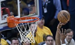 NBA konferans finalinde Pacers'ı 111-94 yenen Knicks seriyi 3-2'ye getirdi