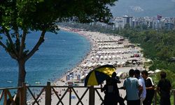 Antalya'da yüksek nem ve sıcak bunalttı
