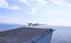 Bayraktar TB3, TCG Anadolu'daki testlerinde 100 sortiyi tamamladı