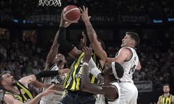 Fenerbahçe Beko şampiyonluk, Beşiktaş Fibabanka ise seriyi uzatmak için sahaya çıkacak