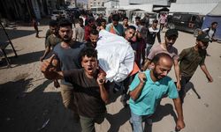 İsrail’in Gazze Şeridi’nin çeşitli yerlerindeki saldırılarında 36 Filistinli hayatını kaybetti