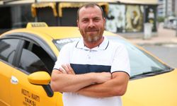 Mersin'de el freni çekilmediği için hareket eden otomobili taksici durdurdu