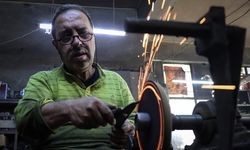 Tescilli Bursa bıçağı üreticileri Kurban Bayramı öncesi yoğun mesai yaptı