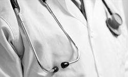 Yunanistan'da 2010'dan bu yana yaklaşık 20 bin doktor yurt dışına göç etti