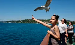 Şehir hatlarından çocuklara karne hediyesi