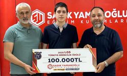 LGS birincisi 100 bin liralık başarı ödülünü Yetim Vakfına bağışladı