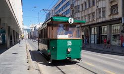 Yeniden faaliyete geçen Saraybosna'nın 130 yıllık tramvayı, yolcularına nostaljik anılar yaşatacak