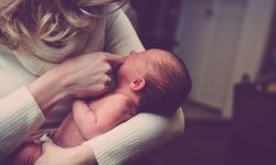 Doğurganlık çağında doğurmak ve emzirmek meme kanseri riskini azaltıyor