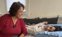 Bodrum'un 'süper babaannesi' bel ağrılarına rağmen torununa özveriyle bakıyor