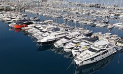 Mega yatlar bakım ve onarım için Marmaris'teki marinalarda karaya alındı