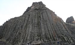Muş'ta tabiat harikası bazalt sütunları keşfedilmeyi bekliyor