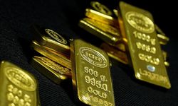 Altının onsu rekor yenileyerek 4 bin 500 dolar eşiğini aştı