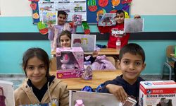 BİRUPSA'dan deprem bölgesindeki çocuklara oyuncak desteği