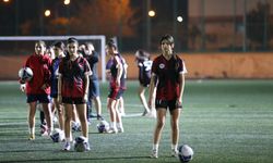 Depremin izlerini futbolla silen kızlar Gelişim Ligi'ne hazırlanıyor
