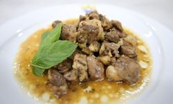 Edirne'de Mevlevi mutfağı üniversitede aşçı adaylarının elinde yeniden hayat buluyor