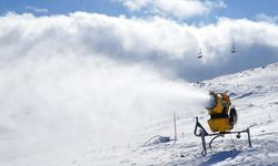 Erciyes Kayak Merkezi, suni karlama ile yeni sezona hazırlanıyor