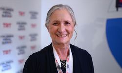 Fransız psikoterapist Filliozat, çocukların ekran kullanımını azaltmanın aileden başladığını söyledi