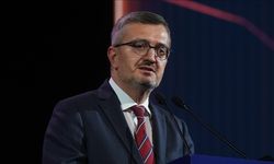 İletişim Başkanı Duran'dan 'Dünya Türk Dili Ailesi Günü' mesajı: Türkçe, tarihimizin ve medeniyetimizin taşıyıcısıdır