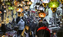 İstanbul'da yılbaşı öncesi alışveriş hareketliliği yaşanıyor