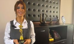 İzmirli Didem öğretmen, projeleriyle İngiltere'den ödülle döndü