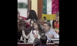 Meksika'da kent meclisi üyeleri oturum sırasında birbirlerinin saçlarını çekerek kavga etti