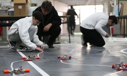 Otonom robotla Avrupa üçüncüsü olan meslek liseliler gözünü zirveye dikti