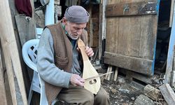 Sandal kürekleri Salih ustanın elinden çıkıyor