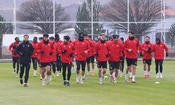 Sivasspor ilk yarının son maçını 3 puanla kapatmak istiyor