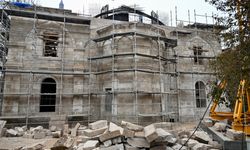 Bakan Ersoy Malatya'da Restorasyonu Süren Tarihi Yapılarda İncelemelerde Bulundu