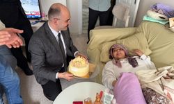 Depremde Bacağını Kaybetti, Hayata Tutundu