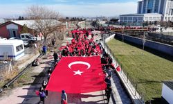 'Tek Bayrak, Tek Vatan' Gençlik Bayrak Yürüyüşü'nde Gurur Dolu Anlar Yaşandı