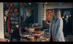 Ünlüler Deprem Bölgesi İçin Kamera Karşısına Geçti