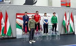 Malatyalı Güreşçilerden Büyük Başarı: U20 Milli Takım Şampiyon Oldu