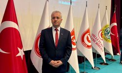 İş İnsanları Platformu'ndan Siyaset Okulu Programına Destek