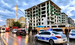 Bayram Öncesi Bir İşçi Eylemi Daha: İnşaatın Çatısına Çıkıp Haklarını Aradılar