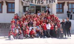Beşiktaş Taraftarlarından Malatya'da Çocuklara Moral Desteği