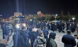 Kutsal Yolculukta Duygu Seli: İlk Hac Kafilesi Gözyaşlarıyla Uğurlandı